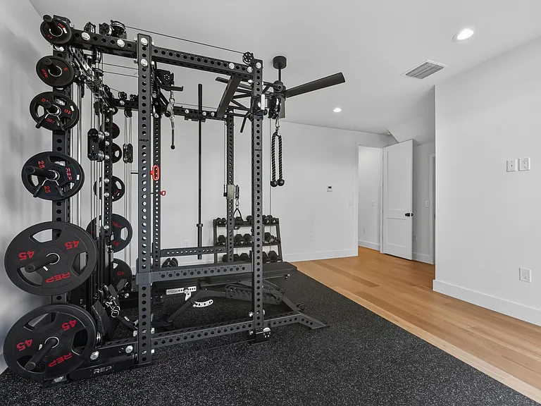 2502 N Highland Ave #2 — Photo 34