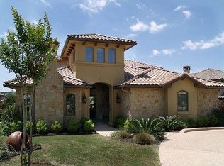 301 Jack Nicklaus Dr, Austin, TX 78738