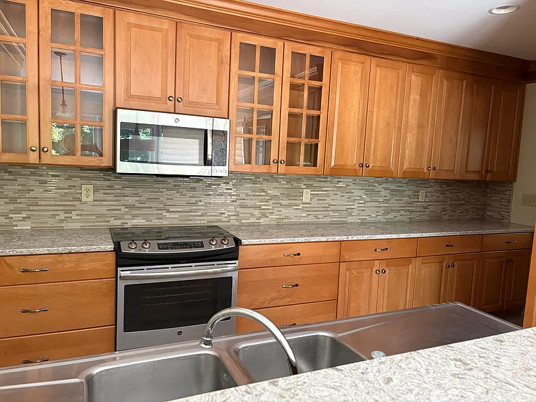 3361 Blossom Heath Rd — Photo 4