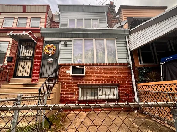 6547 Wheeler St, Philadelphia, PA 19142