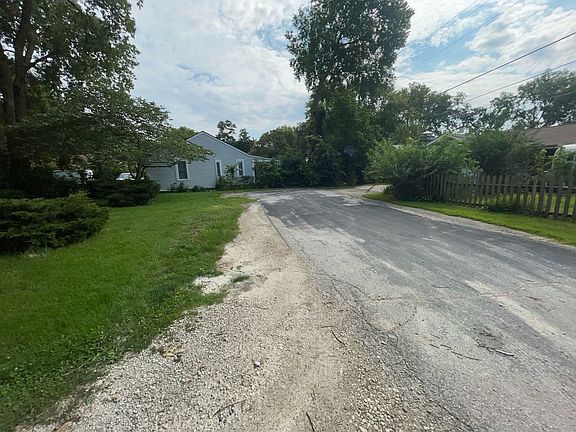 4th image of 11915 N Riverview Rd
