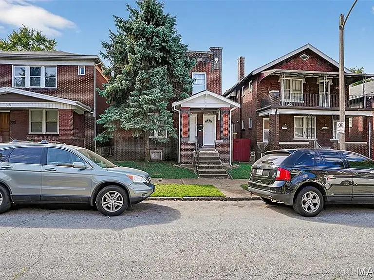 3676 Montana St — Photo 1