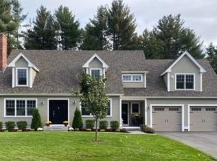 26 Charlesdale Rd, Medfield, MA 02052
