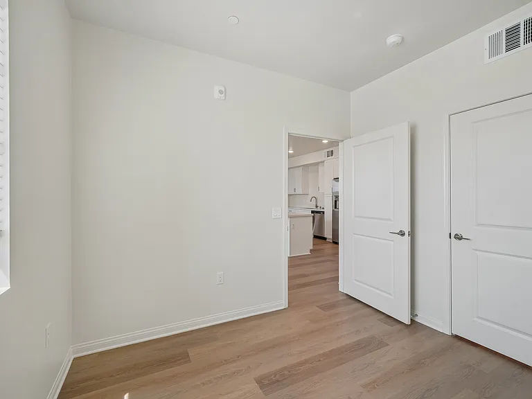 Gallery Park Apartments — Photo 125
