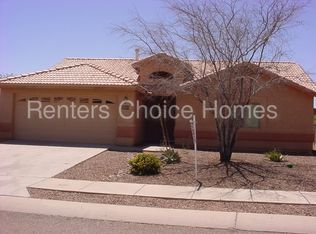 3320 S Thunder Chorus Rd, Tucson, AZ 85713