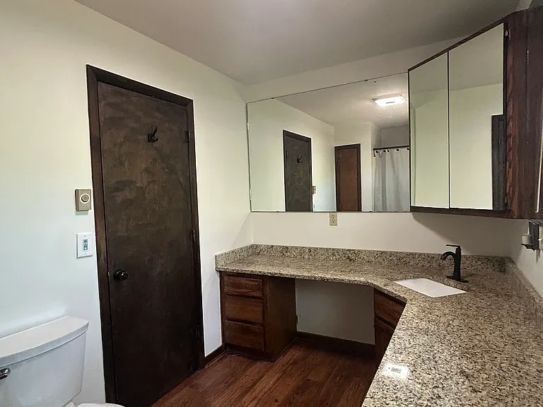 240 Rose Ln — Photo 41