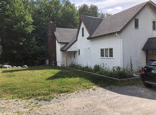 15 Poplar Ln, Manchester Center, VT 05255