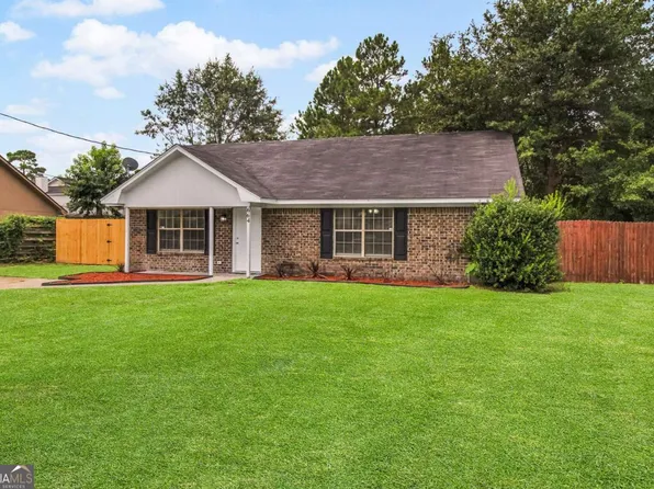 664 Demere St, Hinesville, GA 31313