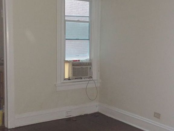 4th image of 518 W Grace St APT 4