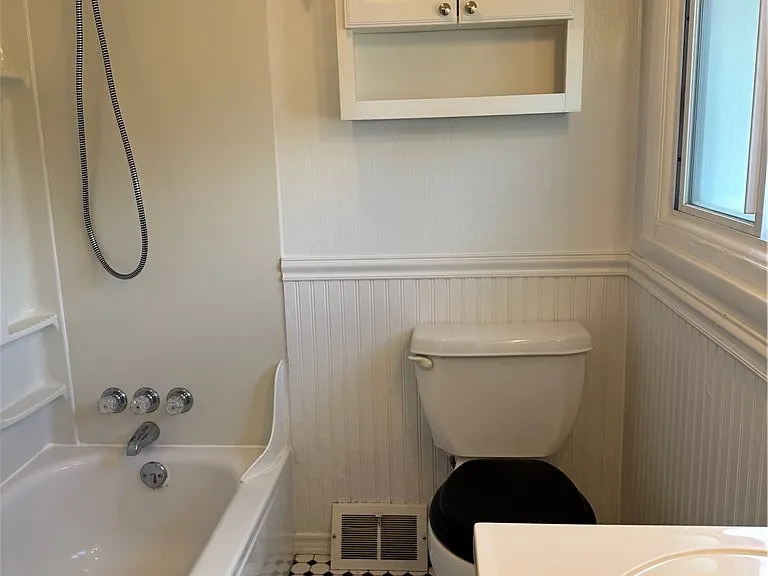 8226 Steubenville Pike — Photo 13