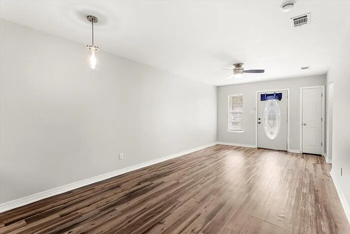 5467 Quail Creek Cir — Photo 7