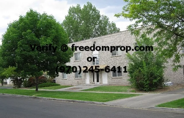 Belford Ave 1102 — Photo 1