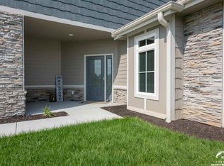 342 N Parker Cir, Lawrence, KS 66049