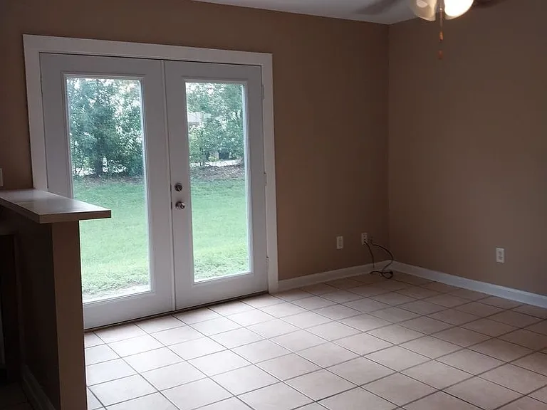 208 Callaway Chase Ln — Photo 9