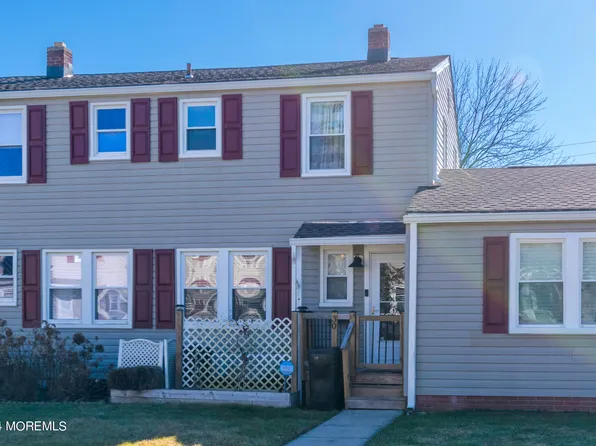 30 Belshaw Avenue, Shrewsbury Twp, NJ 07724