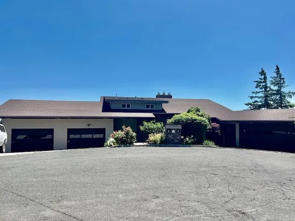 2384 Linda Vista Dr, Klamath Falls, OR 97601