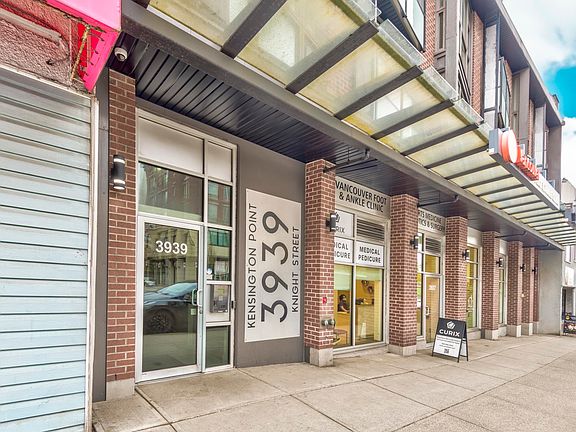 3rd image of 3939 Knight St #201