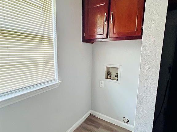 2nd image of 529 Guerin Dr #529
