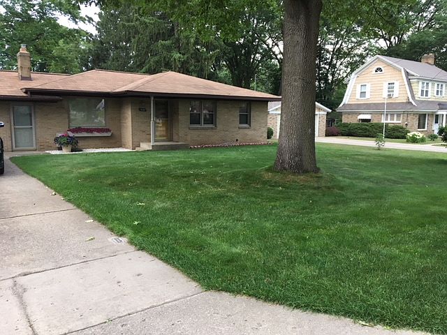 1st image of 5424 Grand River Dr NE