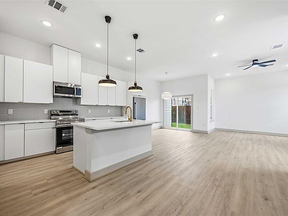 5th image of 7555 Calhoun Rd #A/b