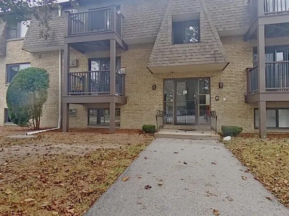 11 Tiffany Road Apt # 1, Salem, NH 03882