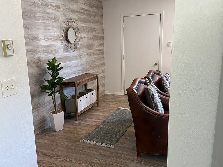 315 Quartz St — Photo 5