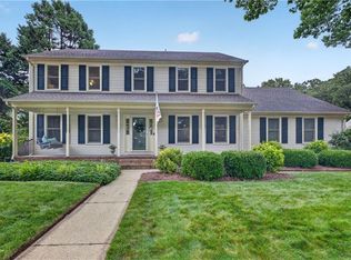 761 Largo Dr, Virginia Beach, VA 23464