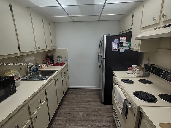 5th image of 151 SW 134th Way APT 212N