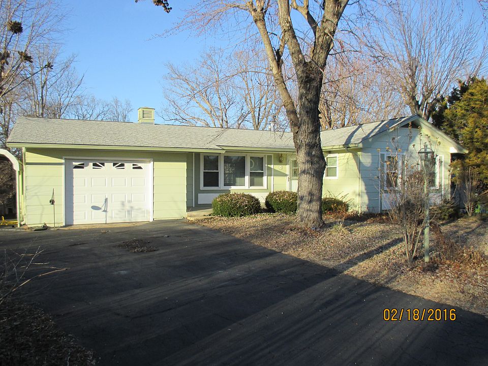 1st image of 26 Saint Joseph St