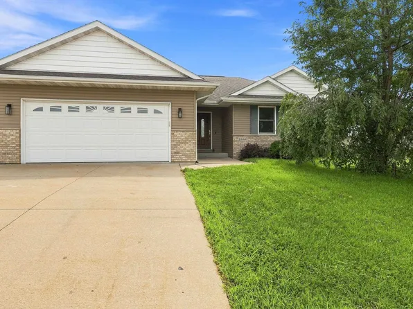 2300 Trenton Rd, Dubuque, IA 52002
