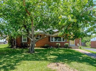 1766 Yorktown Rd, Lexington, KY 40504