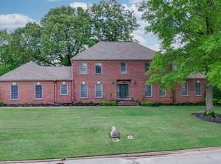 2801 Nix Lake Dr, Jonesboro, AR 72404