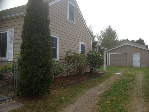 4th image of 5422 E C St