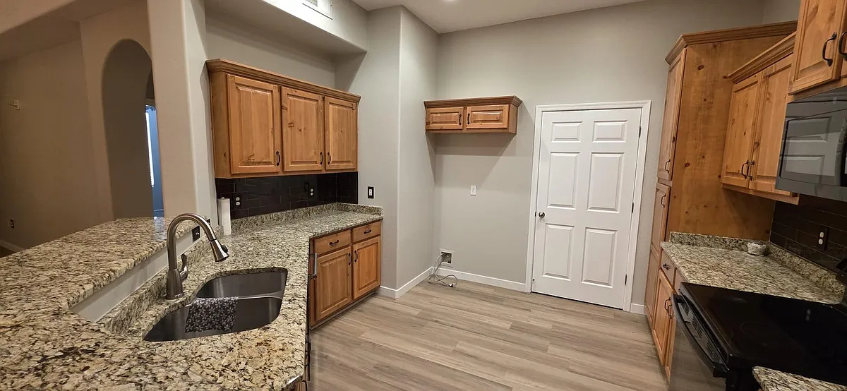 Building Photo - 14575 W Mountain View Blvd #12106
