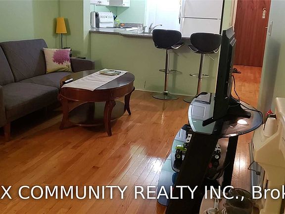 4th image of 1 Elm Dr W #304
