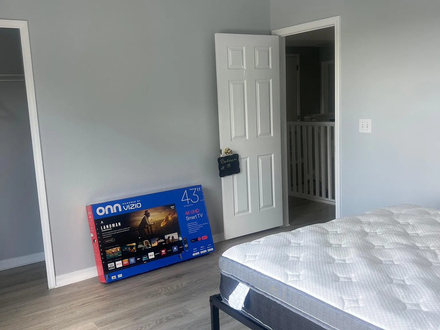 4 bed, 2.0 bath, 3950 sqft, $1,183 — Photo 1