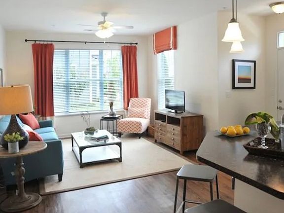 2nd image of 4803 King George Way APT 1702