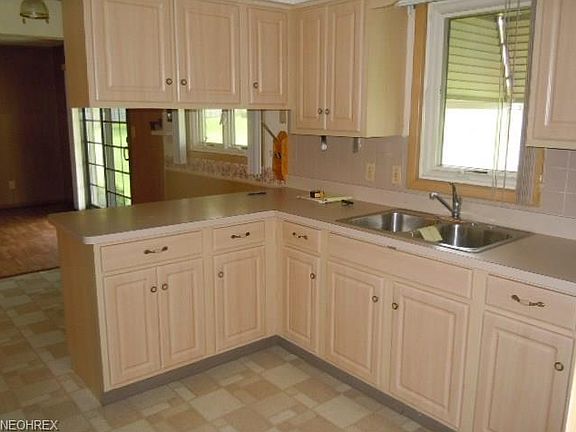 2nd image of 5648 Pinnacle Park Dr