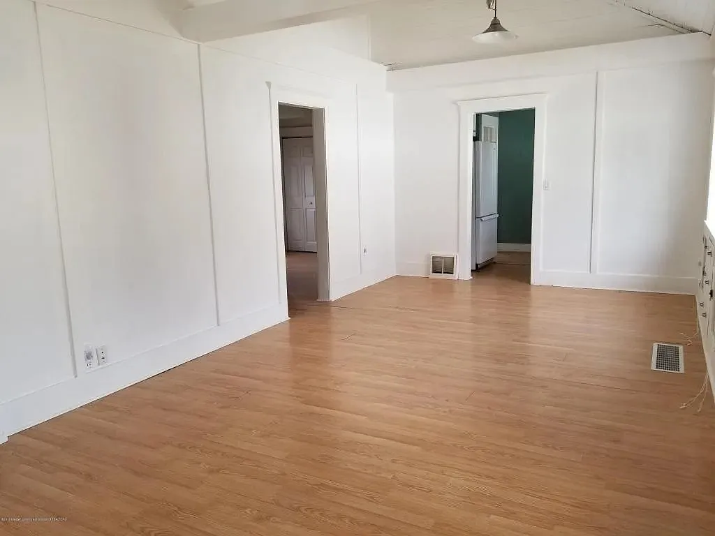 2 bed, 840 sqft, $1,375 — Photo 3