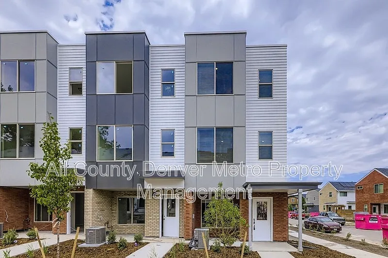 Building Photo - 15312 W 69th Pl