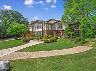 6 Swaps Ct, Oak Brook, IL 60523