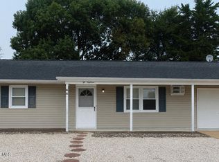 218 Conifer Dr, Forked River, NJ 08731