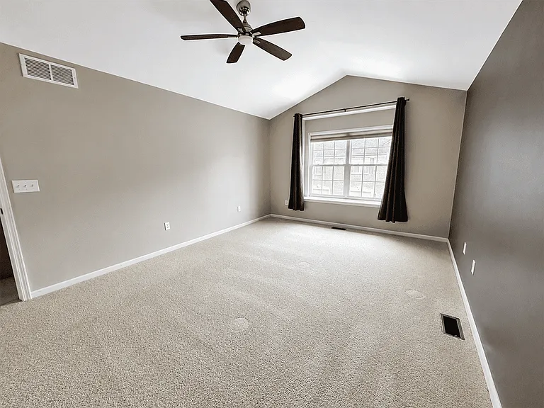47599 Pembroke Dr — Photo 11