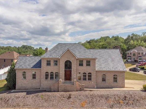 100 Pebble Ct, Mc Kees Rocks, PA 15136