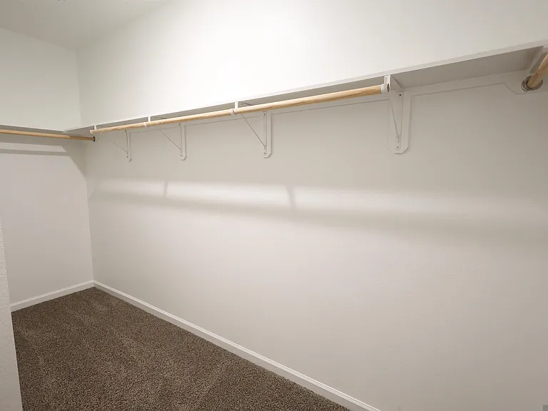 13343 Bellacosa Ave — Photo 21