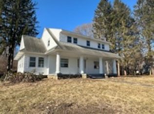 150 Lake St, Webster, MA 01570