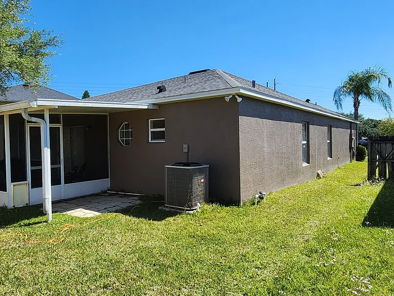4713 Willamette Cir — Photo 2
