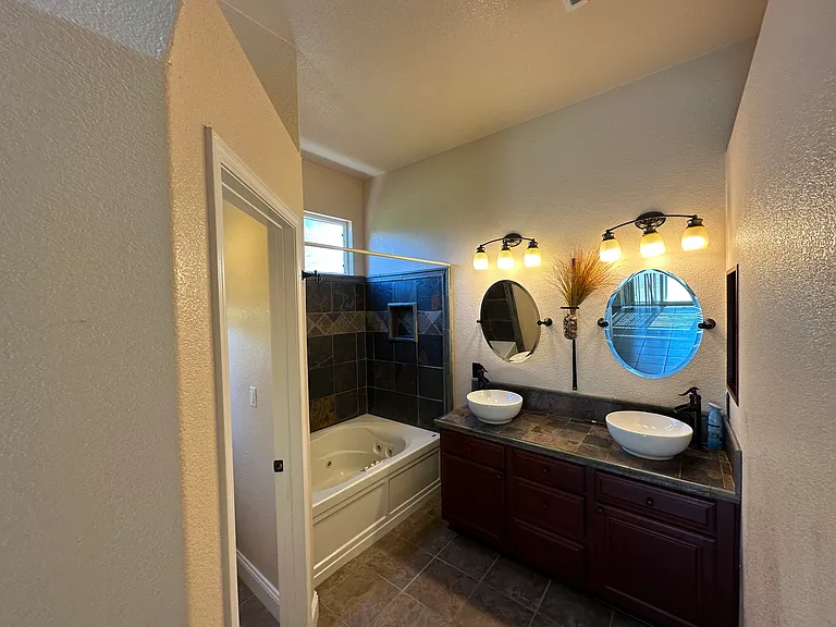 5814 Anchor Bay Way — Photo 10