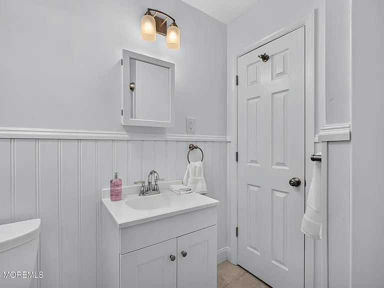 67 Beacon Blvd — Photo 18