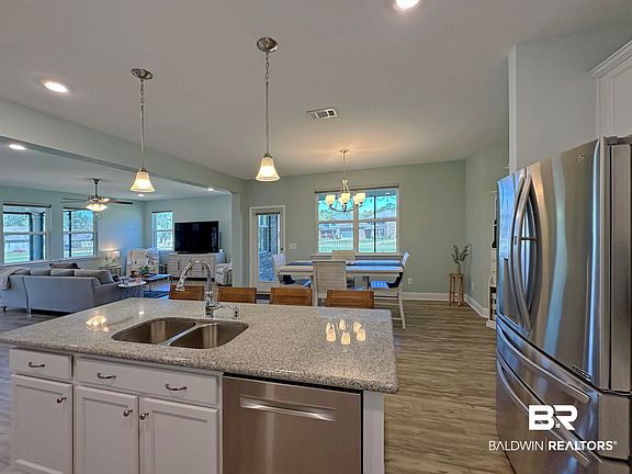 3rd image of 7029 Stone Chase Ln